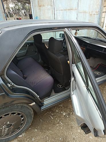 mercedes e240 kompressor: Mercedes-Benz 190 (W201): 0.2 l | 1992 il Sedan — 1