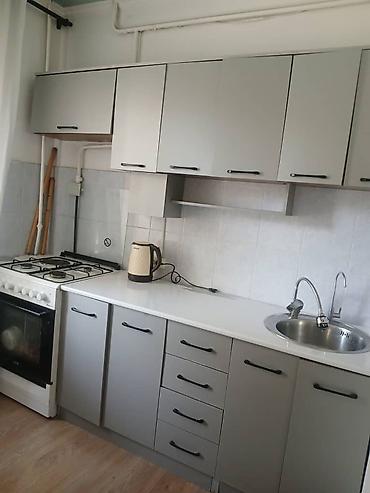 продается 1 комнатные квартира сушилка: Продаётся двухкомнатная квартира. в городе Токмак рядом университет — 9