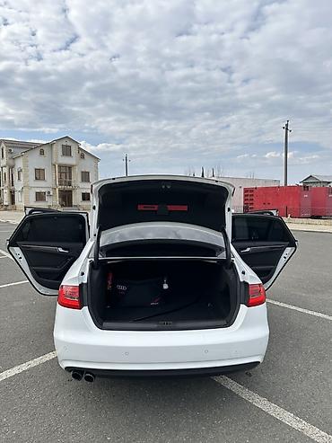 Audi: Audi A4: 1.8 l | 2015 il Sedan — 11