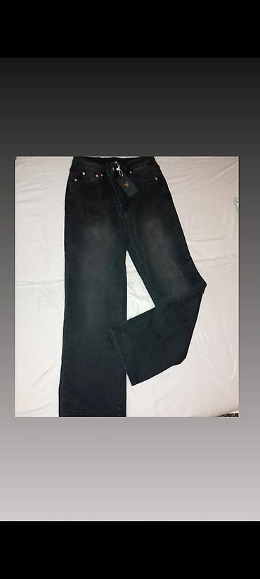 srebrne farmerke: Crne farmerke – straight/relaxed kroj - Boja: crna sa blagim — 2
