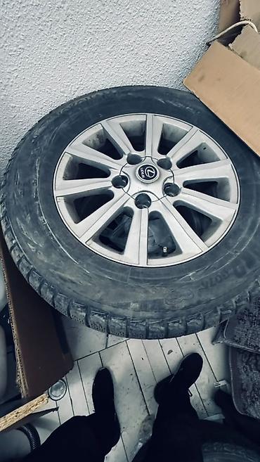 114 3 5: Комплект зимних шин на дисках Lexus. - Размер шин: 235/60 R18 - Тип — 4