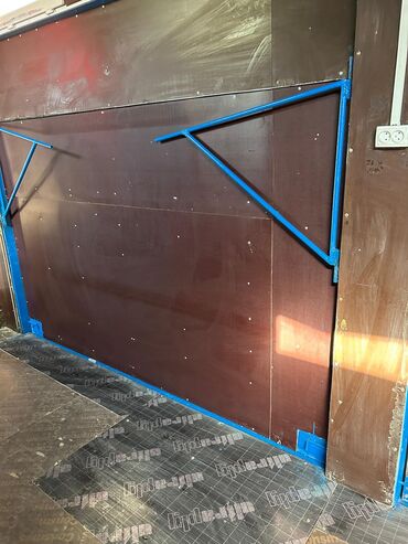 Фудтраки: Продаю готовый бизнес кухню на колесах 14 метров длина впереди с — 13