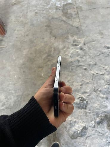 Apple iPhone: IPhone 13, 128 GB, Qara, Face ID — 5