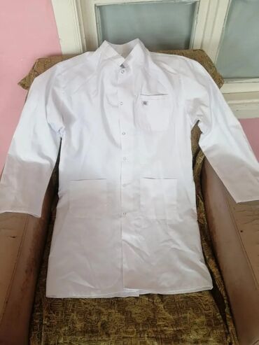 Tibbi geyim: Salam Aleykum Kişi və Qadın üçün Xalatlar satılır az işlənmiş Təzədən — 5