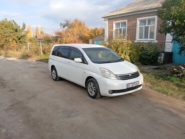 авто в раасрочку: Toyota Isis: 2005 г., 0.2 - engine capacity л, Автомат, Бензин, Вэн/Минивэн