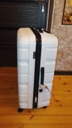 карнавальные маски в баку: Pierre Cardin sərt korpuslu səyahət çamadanı - Rəng: ağ - Korpus