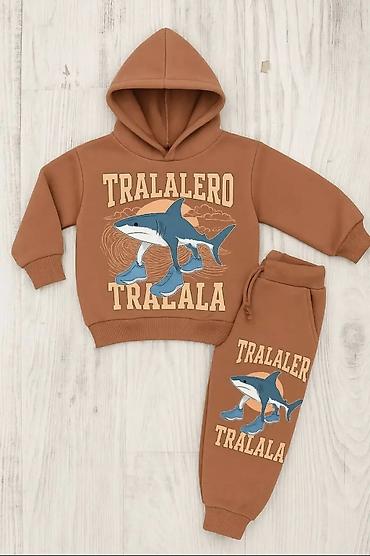 Komplet trenerke: Dečiji komplet trenerke – više modela - Dva dizajna: 1) Sonic — 7