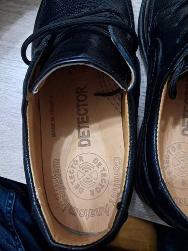 Ayaqqabılar: Trendyoldan səhv ölçü olaraq sifariş edilib, yenidir, geyinilməyib.Tam — 6