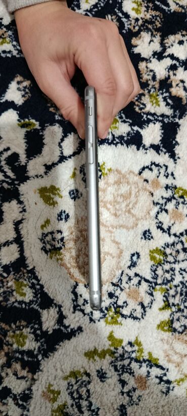 Apple iPhone: IPhone 6, Б/у, 32 ГБ, Серебристый, Зарядное устройство, Защитное стекло, Чехол, 100 % — 6