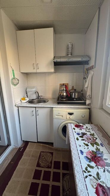 Köhnə tikili: Bakı, 2 otaqlı, Köhnə tikili, m. İnşaatçılar, 40 kv. m — 11