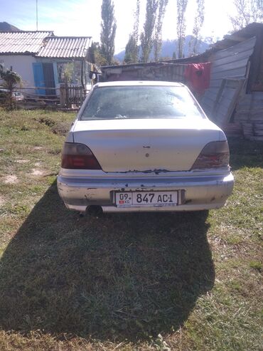 Daewoo: Daewoo Nexia: 2002 г., 1.6 л, Механика, Бензин