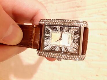 cartier satovi srbija: Classic watch, Cartier, Female