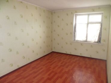 помещение продаю: 3 комнаты, 78 м², 106 серия, 1 этаж, Косметический ремонт