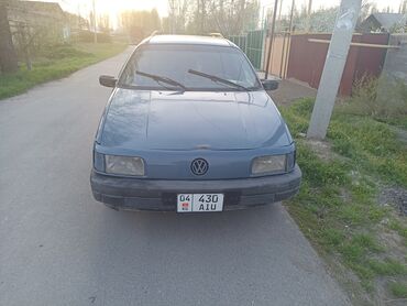 folksvagen passat b3: Volkswagen Passat: 1989 г., 1.8 л, Механика, Бензин, Универсал