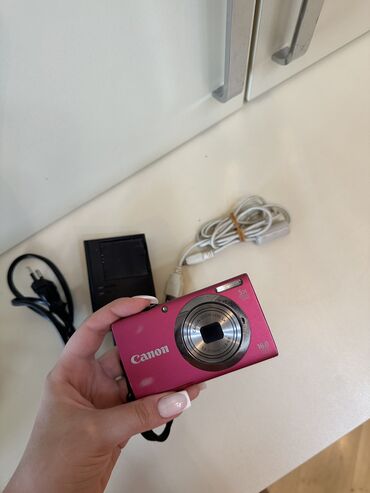 видеокамера на компьютер: Canon Powershoot modelidir. Adaptr ve Kompyutere shekilleri kochurme