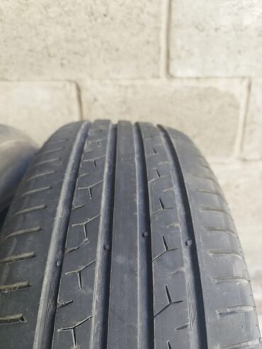 r16 20565: Продаю комплект шин размером 205/65 R16. Использовались один сезон