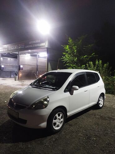 фит америка: Honda Fit: 2002 г., 1.3 л, Вариатор, Бензин, Хэтчбэк