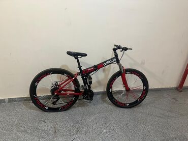 Musiqi alətləri: İşlənmiş Şose velosipedi Adidas, 26", sürətlərin sayı: 7