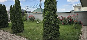 Продажа коттеджей и домов: 5 и более комнат, 350 м², 8 соток, Бишкек, Алтын-ордо ж/м Собственник — 37