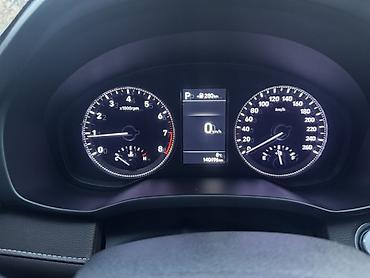 gra: Hyundai Grandeur: 2018 г., 2.4 л, Автомат, Бензин, Седан — 9