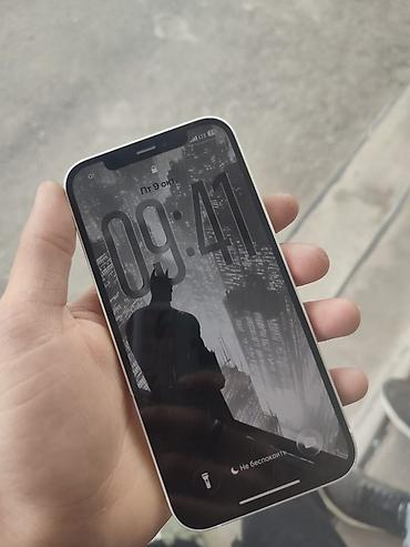 Мобильные телефоны и аксессуары: IPhone 12, белый цвет - Корпус: плоские грани, стеклянная задняя — 2