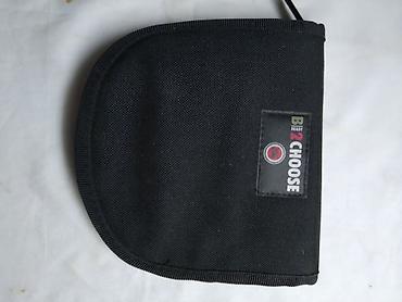 pack grek: Futrola za CD za 40 diskova,crvena,ispucale iznutra obe korice — 3