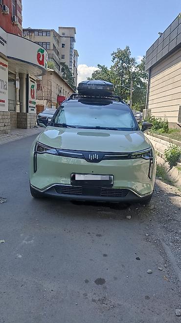 Электрический кроссовер (5 мест) с современным дизайном и богатым at lalafo.kg Электрический кроссовер (5 мест) с современным дизайном и богатым