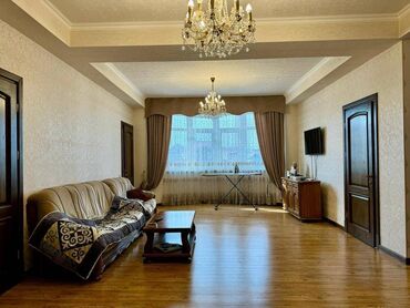 дача на панораме: Үй, 381 кв. м, 8 бөлмө, Кыймылсыз мүлк агенттиги, Дизайнердик оңдоо