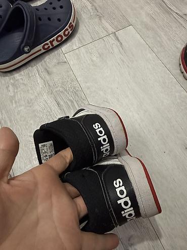 Детская обувь: Детская обувь для мальчиков, размеры 21–22. Оригинал. Комплект: - — 3