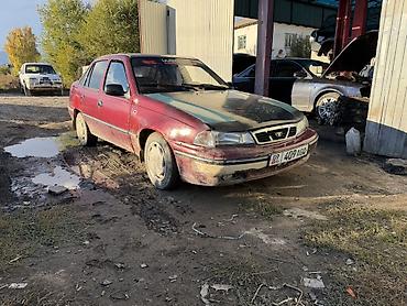 Daewoo Nexia: 2008 г., 1.6 л, Механика, Бензин, Седан