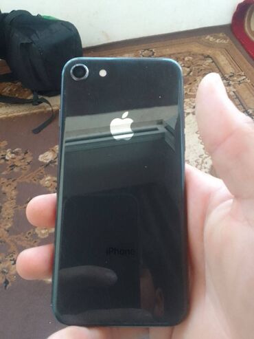Apple iPhone: IPhone 8, Б/у, 256 ГБ, Черный, Чехол, 79 %
