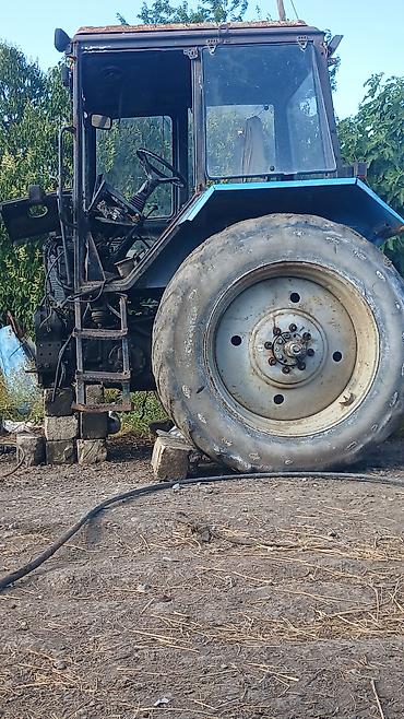 traktor mtz 892: Traktor karkası və ehtiyat hissələri - Kabinəli traktor karkası: ön — 1