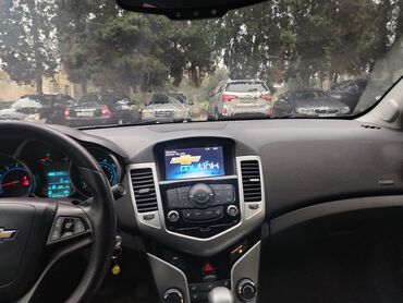 Chevrolet: Chevrolet Cruze: 1.4 l | 2014 il 306000 km Sedan — 8