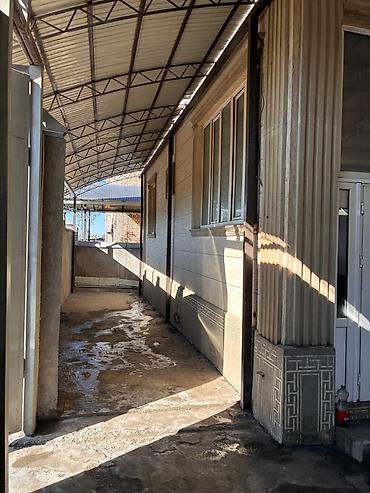 Долгосрочная аренда домов: 150 м², 4 комнаты — 3