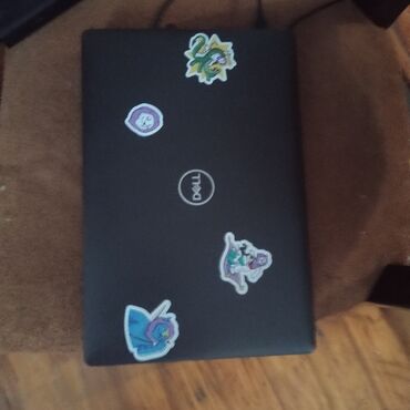 Электронные книги: Dell Latitude 5400 noutbuku Intel Core i5-8365U prosessoru və 16 GB