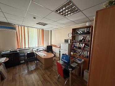 открыто: Сдаю The entire office: 50 м², С ремонтом — 3