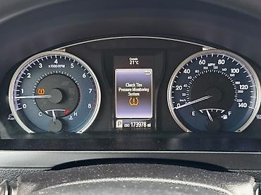 highlander 2017: Toyota Camry: 2017 г., 2.5 л, Автомат, Бензин, Седан — 9