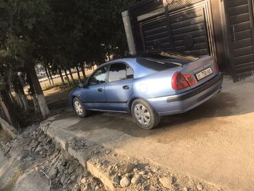 машина на обмен с доплатой: Mitsubishi Carisma: 2000 г., 1.8 л, Механика, Бензин, Седан
