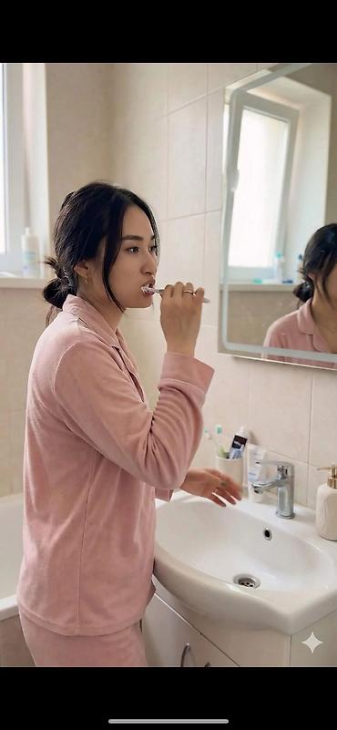 Графические дизайнеры: Графический дизайнер — 18