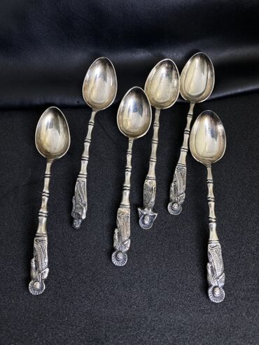 Süfrə ləvazimat dəstləri: Gumuw 
Qiymetler fergli qramin3azn — 1