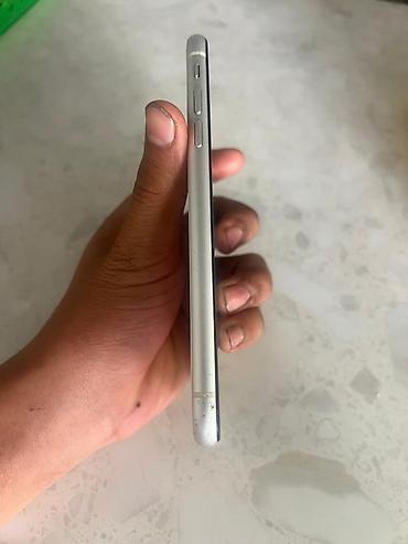 9070 xt: IPhone 11, Б/у, 128 ГБ, Серебристый — 3