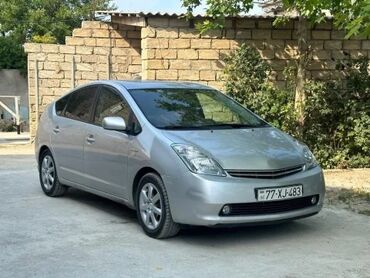 Toyota: Toyota Prius: 1.5 l | 2009 il Hetçbek