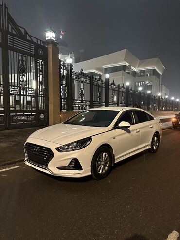 Hyundai: Hyundai Sonata: 2018 г., 2 л, Типтроник, Газ, Седан