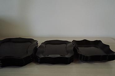 dish sets: Набор квадратных тарелок из чёрного стекла небьющееся стекло в наборе — 1