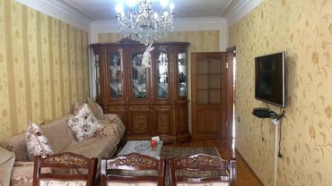 Köhnə tikili: Bakı, 3 otaqlı, Köhnə tikili, m. Əhmədli, 81 kv. m — 9