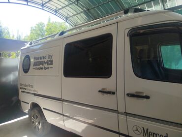 скутер сколько стоит: Легкий грузовик, Mercedes-Benz