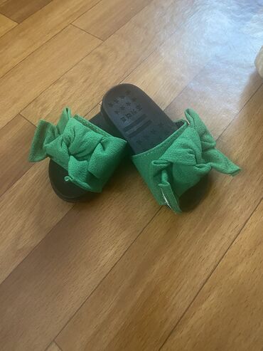 обувь 44: Домашние тапочки цвет - Зеленый