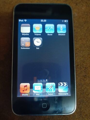 IPod i MP3-plejeri: Odlicno ocuvan i provereno ispravan Apple iPod Touch 8GB Baterija — 3