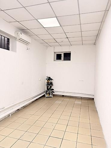 Аренда помещений свободного назначения: Сдается офис 25м2 1 этаж 1 линия. Вход с Улицы. Доступ 24/7 - Входные — 3