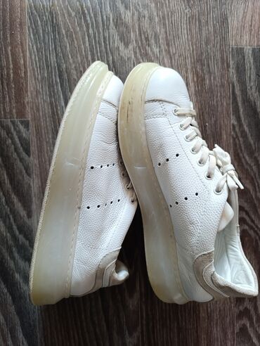 макаси мужские: Кроссовки, 40, Alexander McQueen, Б/у, цвет - Белый
